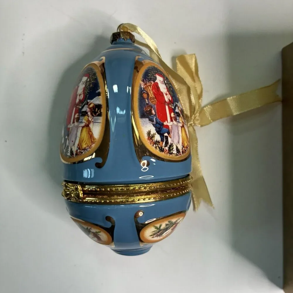 Mr Christmas Valarie Parr-Hill Blue Egg Santa Musical Ornament Needs Battery